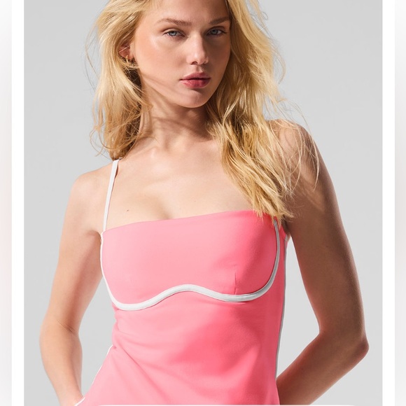 **SOLD** NWT ALO YOGA AUTHENTIC NEON BUBBLEGUM PINK AIRBRUSH STREAMLINED DRESS - Picture 4 of 7